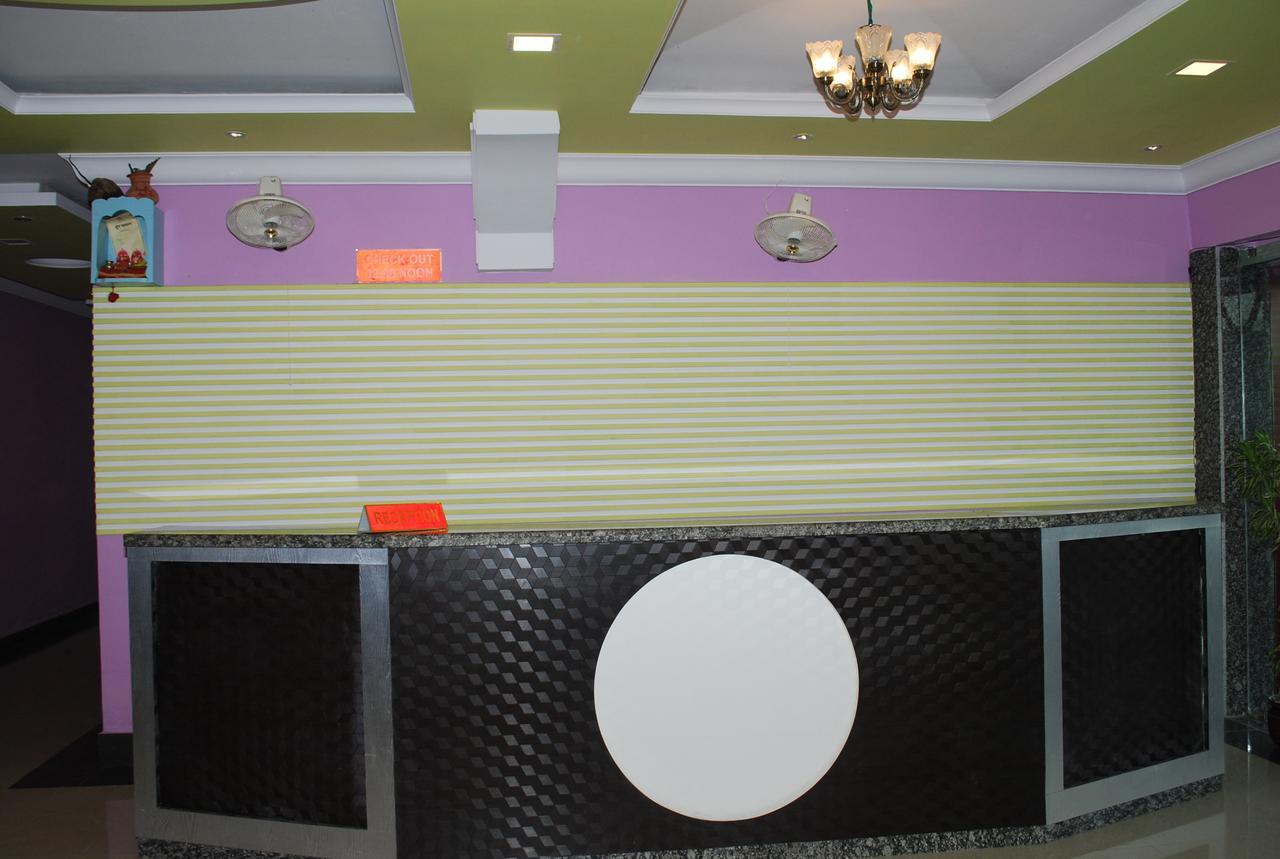 Hotel Sanchita Palace Forbesganj Bagian luar foto